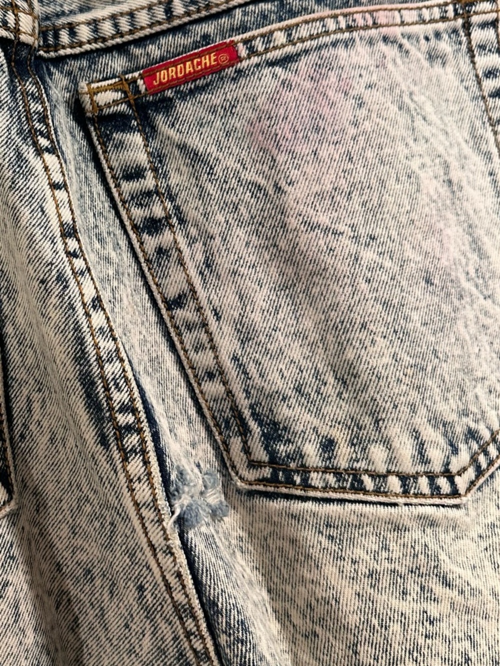 Jordache Men’s Slim Acid Wash Gray Jeans - Picture 16 of 16